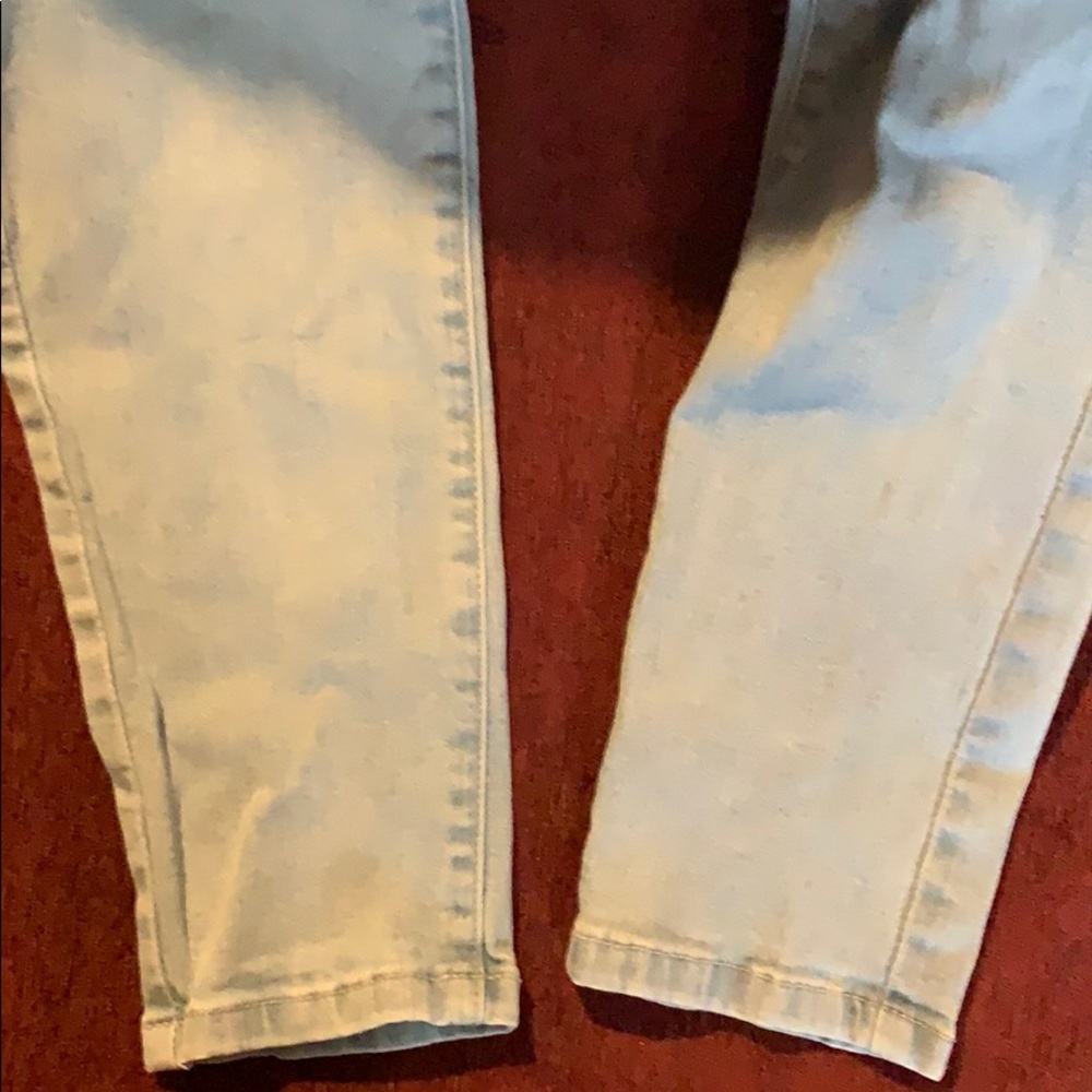 Jeans - Picture 2 of 3